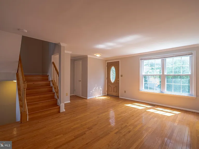 10611 Prairie Landing Ter — Photo 6