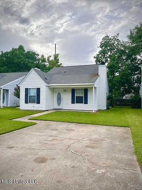 3 bed, 2.0 bath, 1104 sqft, $1,600 — Photo 3