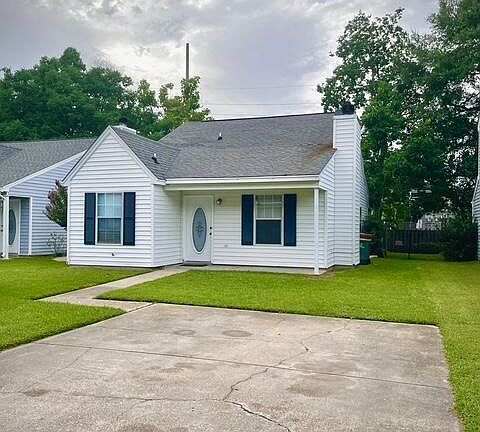 3rd image of 1710 James Buchanan Dr