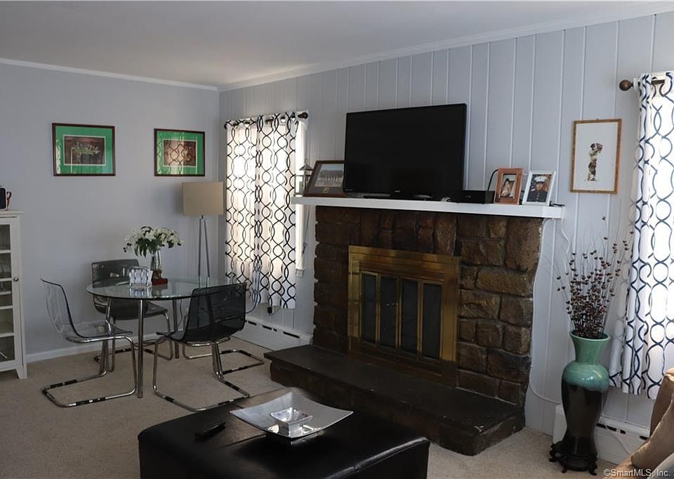 23 Hanover St Stamford CT Zillow