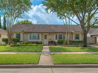 9215 Portal Dr, Houston, TX 77031