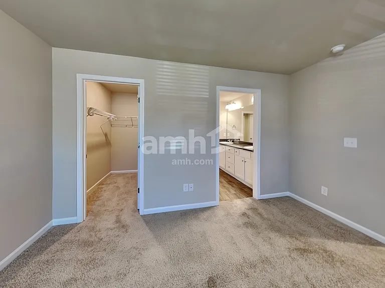 70 Orchard Ln — Photo 16