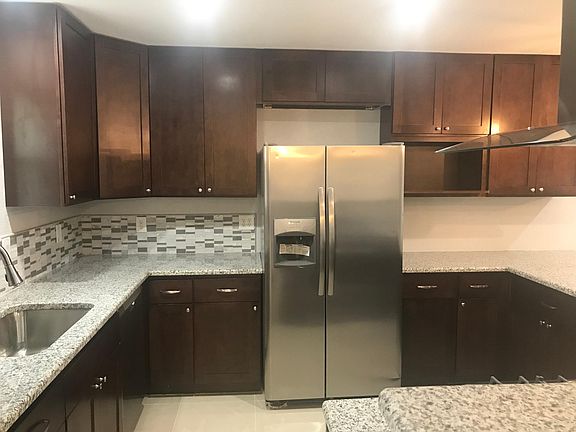 4th image of 8348 Lullwater Dr