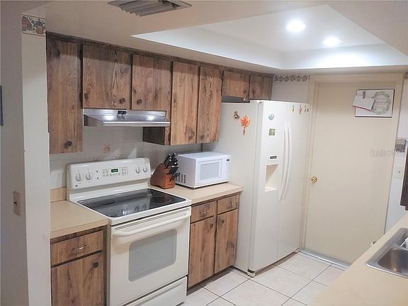 4th image of 3417 King Richard Ct