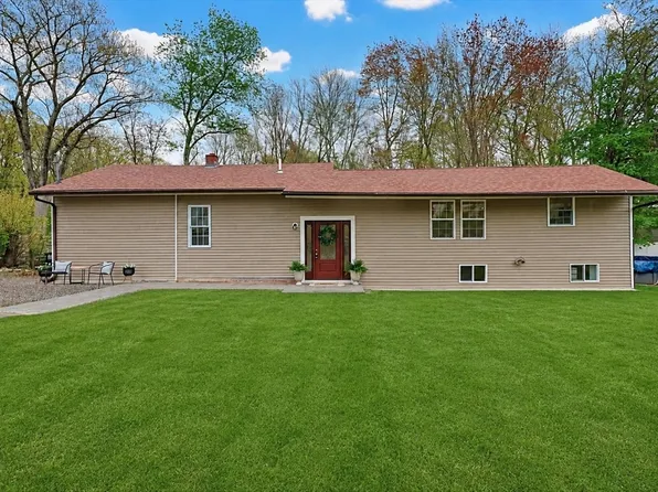 177 Boyce St, Auburn, MA 01501