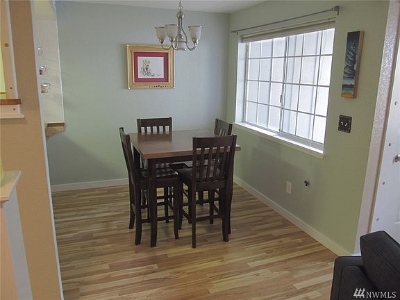 5th image of 2835 60th Ln SE