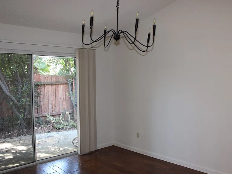 3412 Leland St — Photo 17