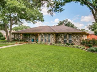 7015 Hunters Ridge Dr, Dallas, TX 75248