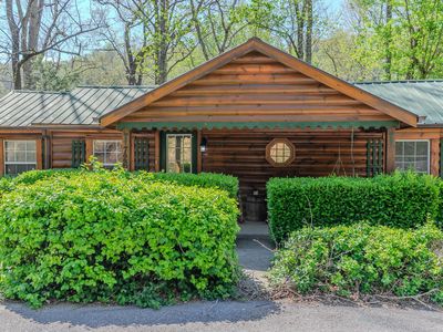 726 Ridge Rd, Gatlinburg, TN, 37738