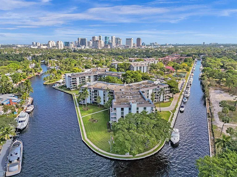 1301 River Reach Dr #514 — Photo 4