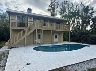 738 Harms Dr, Osprey, FL 34229