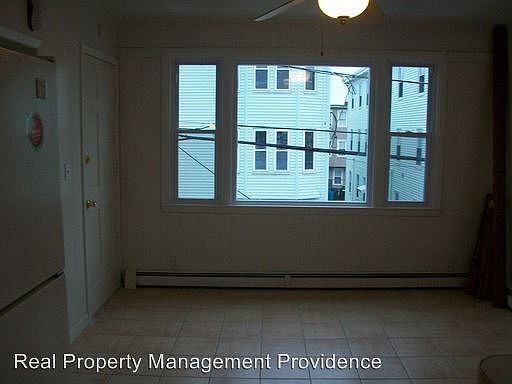 2nd image of 36 Marietta St