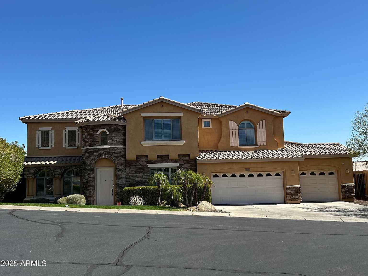 16401 S 29TH Drive, Phoenix, AZ 85045 | Zillow