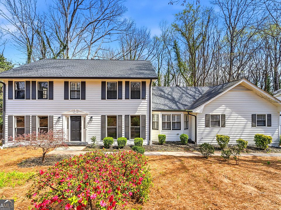 1st image of 247 Millbrook Farm Rd