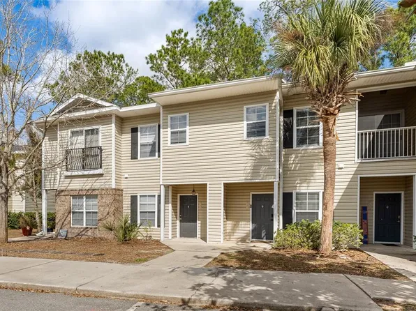 4988 NW 43rd Ave APT 102, Gainesville, FL 32606