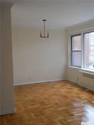 Sold by Benjamin Realty Since 1980 | media 24