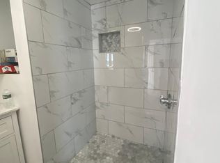 15 Dorrance St #1, Chicopee, MA 01013