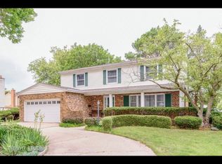 1810 N Stratford Rd, Arlington Heights, IL 60004