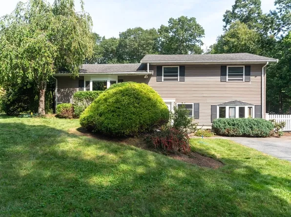 95 N Main St, North Easton, MA 02356