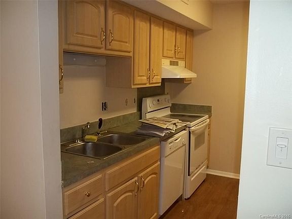 5th image of 6921 Stonington Ln #6921