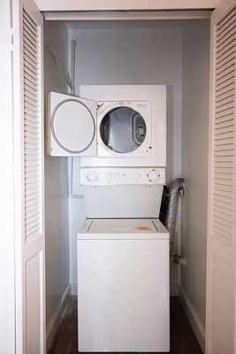 Rented by R New York | media 11