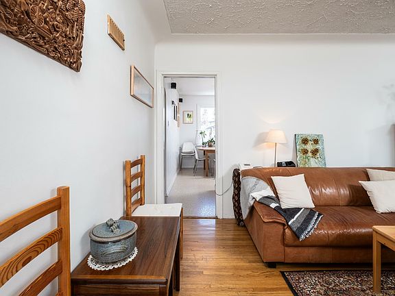5th image of 11114 73rd Ave NW