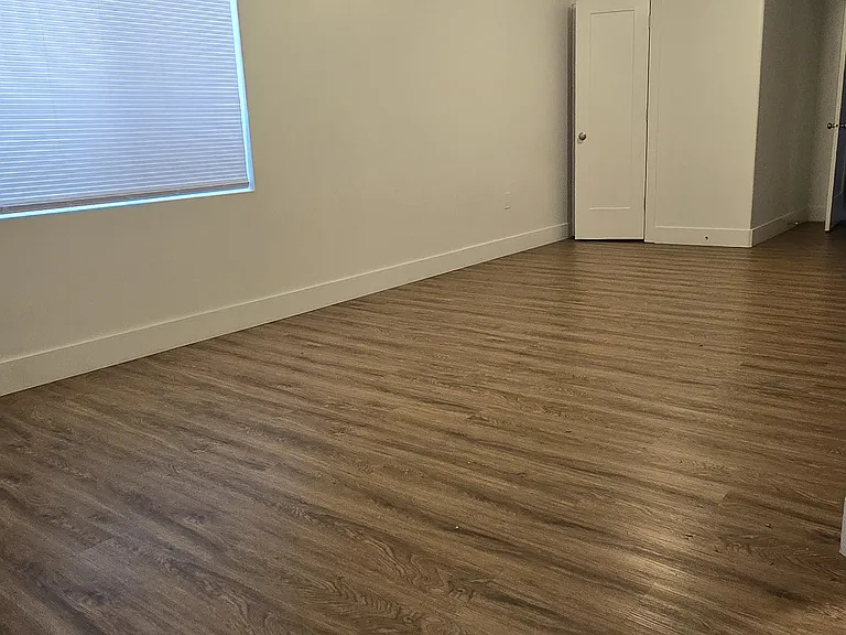 8814 Daisy View Ln — Photo 14