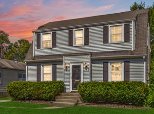 590 Columbia Ave, Des Plaines, IL