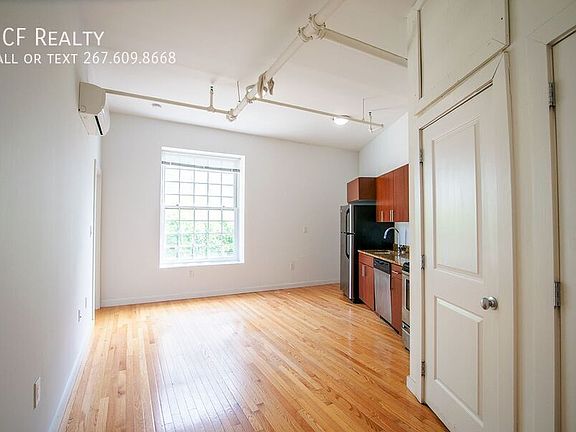2nd image of 4 Leverington Ave Unit 302