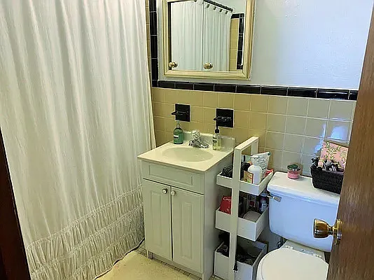 Rented by Luxor Homes & Investment Realty | media 16