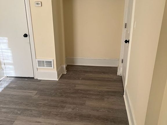 4th image of 704 N Washington St APT 3