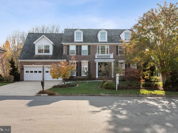 5440 Ashleigh Rd, Fairfax, VA 22030