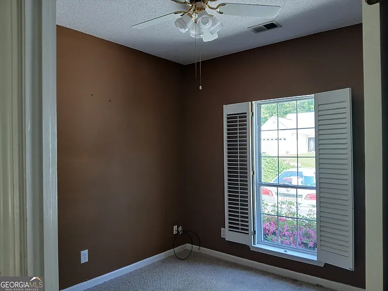 817 Ashton Pl — Photo 7