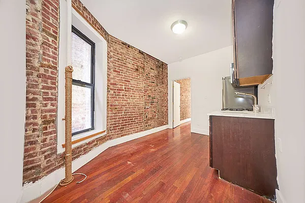 Rented by Keller Williams NYC | media 37
