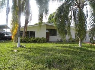 2654 Pine Tree Dr, Miramar, FL 33023