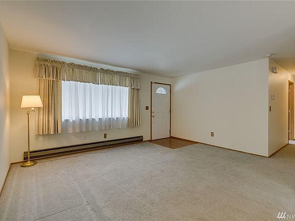 3rd image of 6701 184th Dr SE