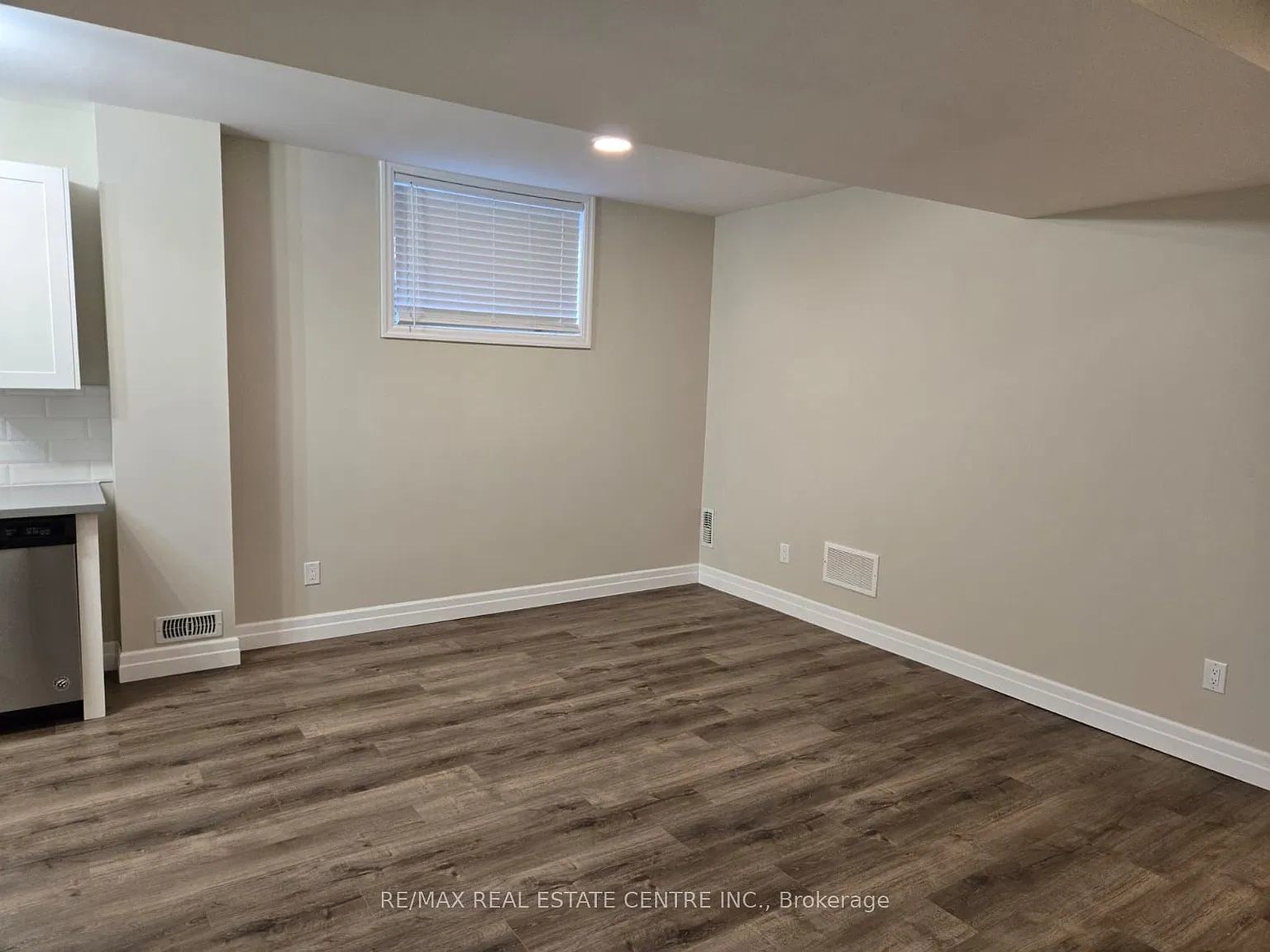 2 bed, $2,100 — Photo 3