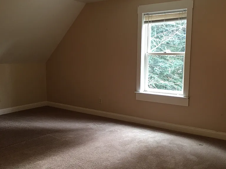 228 B St — Photo 26