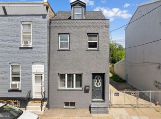 2739 Pratt St, Philadelphia, PA 19137