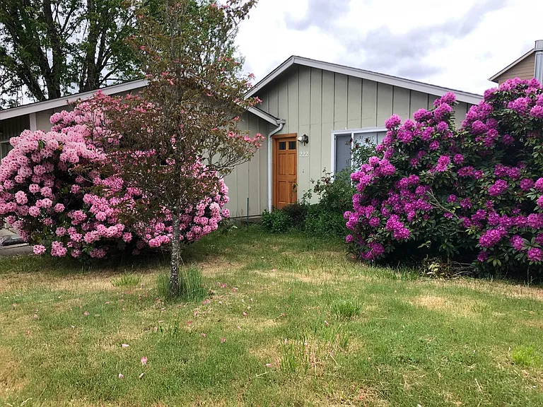 222 Jeffery Pl — Photo 3
