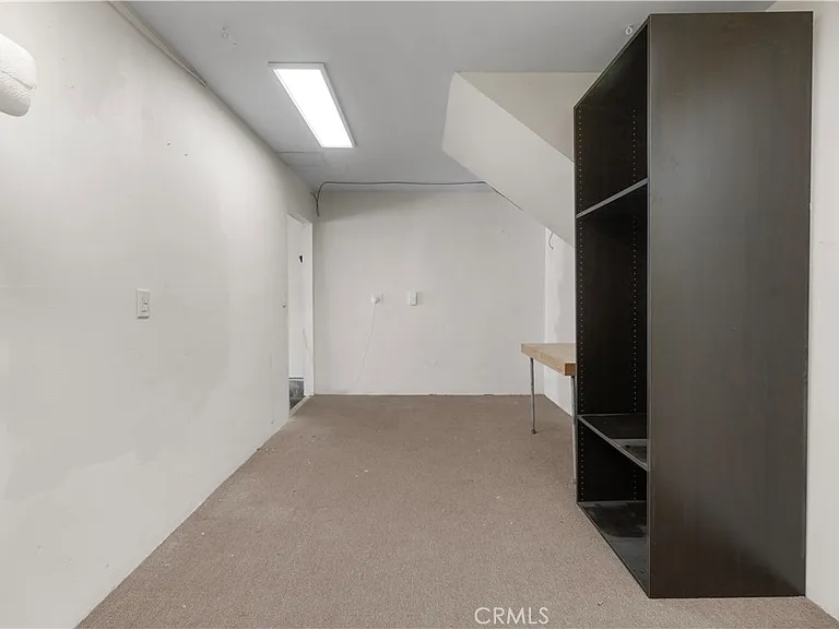 1532 Windsor Ln — Photo 26