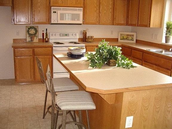 Kitchen with island