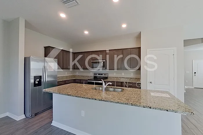 30161 Fedora Cir — Photo 9