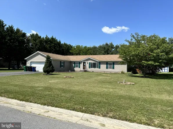 73 Wynn Wood Cir, Camden Wyoming, DE 19934