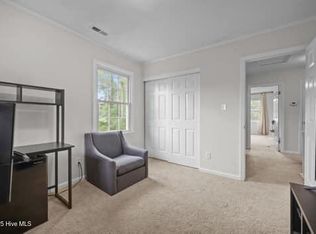 211 Converse Dr, Jacksonville, NC 28546