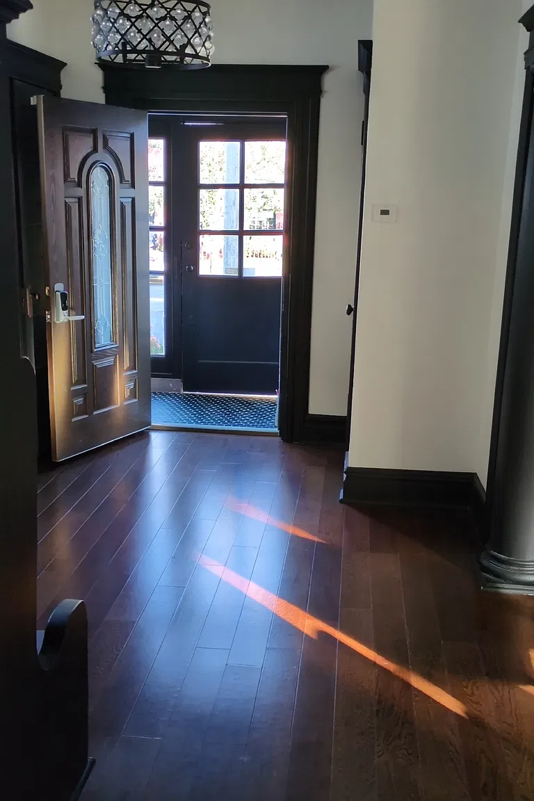 5 bed, 1982 sqft, $3,500 — Photo 3