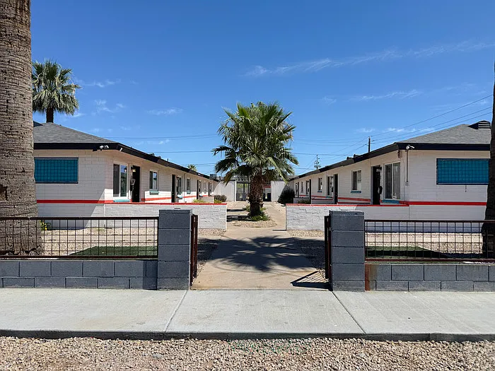 2 bed, 1.0 bath, 600 sqft, $1,199 — Photo 3