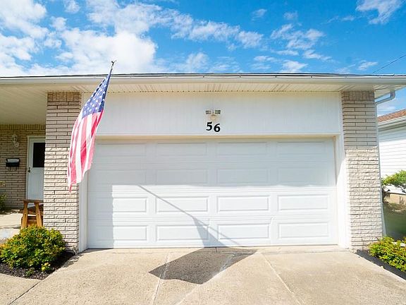 3rd image of 56 Cresthaven Dr