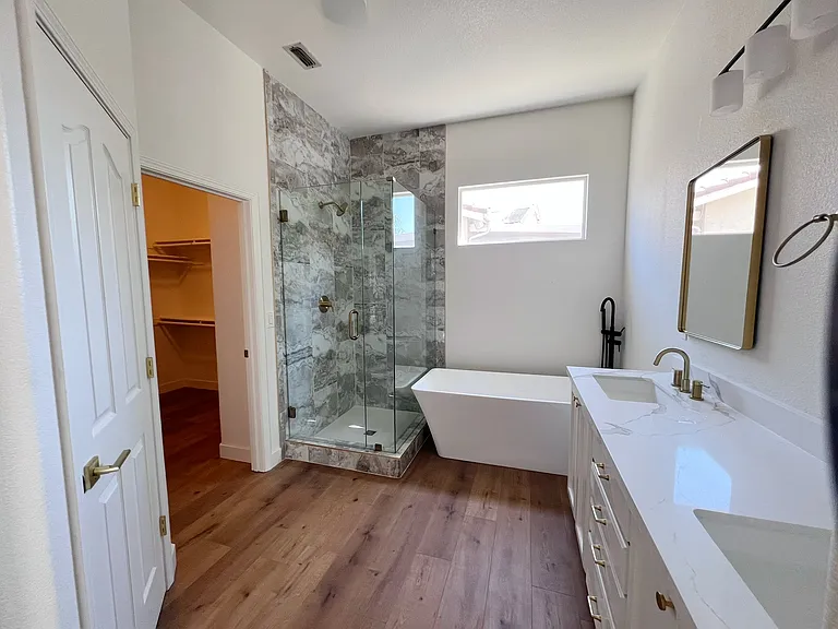 10233 Stathos Dr — Photo 15