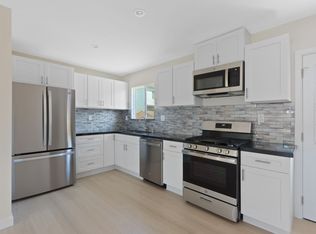 7914 Etiwanda Ave, Reseda, CA 91335